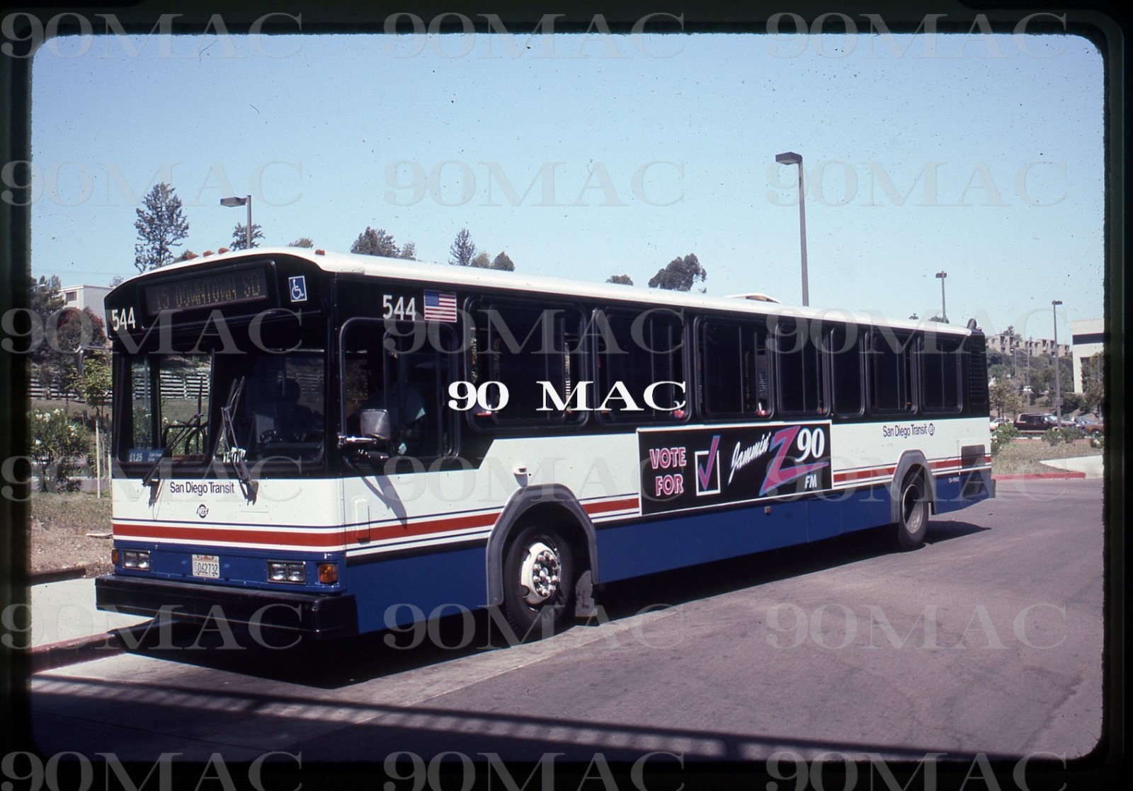 SAN DIEGO TRANSIT-MTS. GILLIG #544. LA Mesa (CA). Original Slide 1992. Z90 ad.