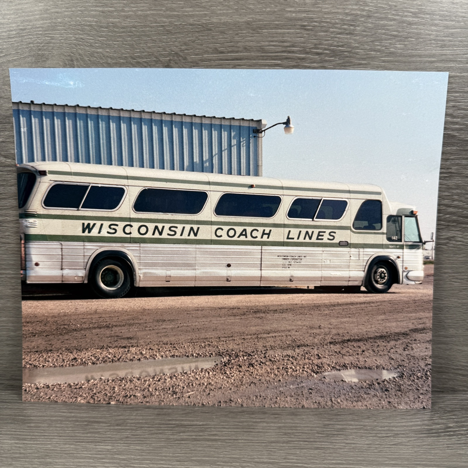 Vtg 1981 Wisconsin Coach Lines Bus (GMC 1972 P8M-4905A) 8×10 Color Photo Reprint