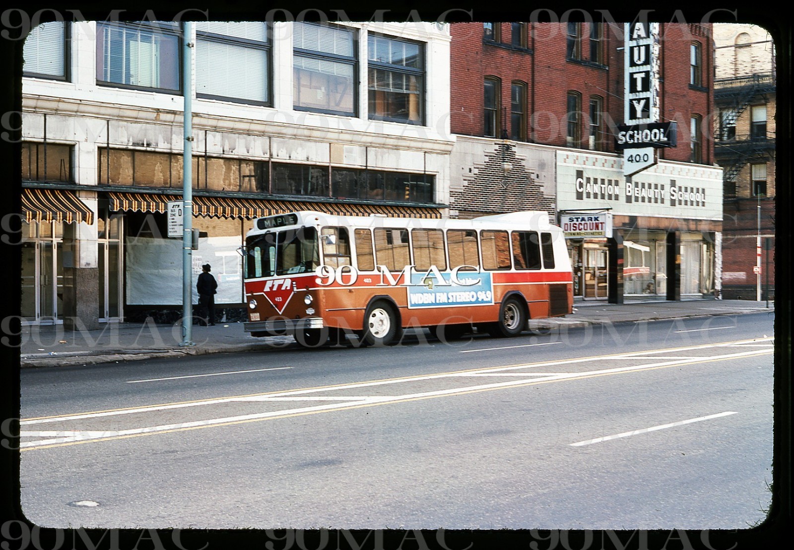 CANTON RTA. TWIN COACH TC31 BUS #403. Canton (OH). Original Slide 1979.