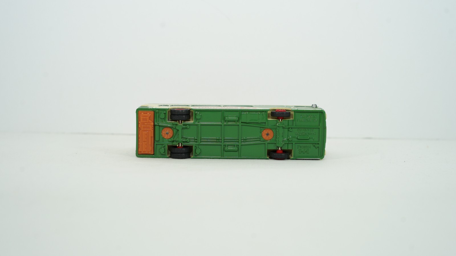 EFE Gilbow 1/76 GM Standard Fleetline Yorkshire Rider Bus Item 29006 NEW W20