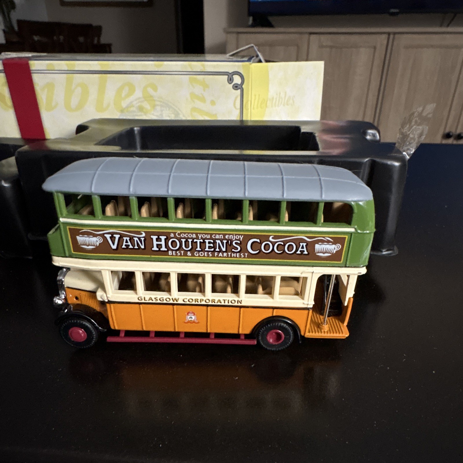 Matchbox Collectibles 1930 Leyland Titan Die-Cast Bus Van Houten’s Cocoa Glasgow