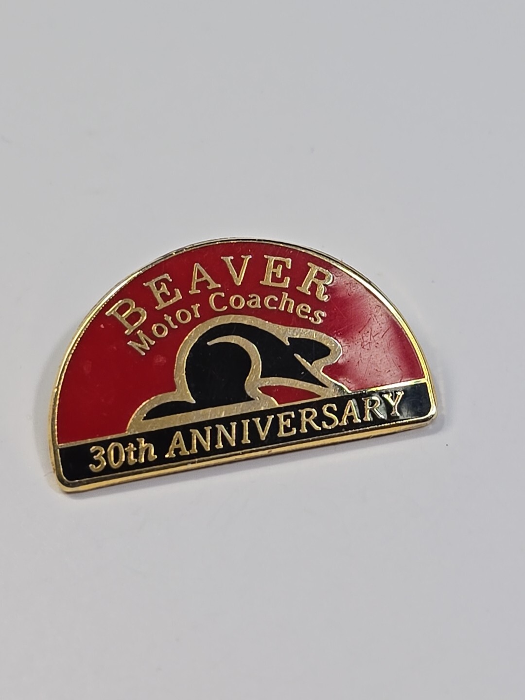 Beaver Motorcoach Corporation 30th Anniversary 1998 Lapel Pin Defunct in 2009