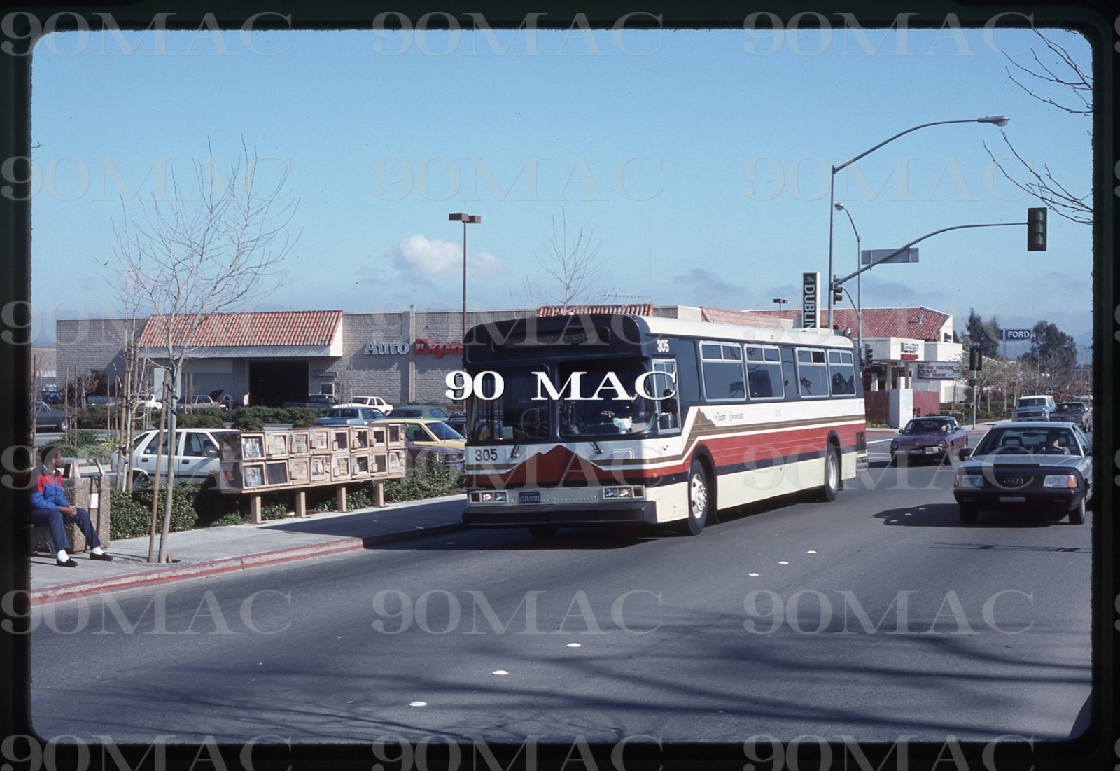 CCCTA. GILLIG BUS #305. Concord (CA). Original Slide 1989.