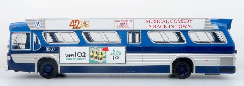 1963 GM TDH-5303 Transit Bus: MTA New York City 1:43 ABS Plastic Bus Model