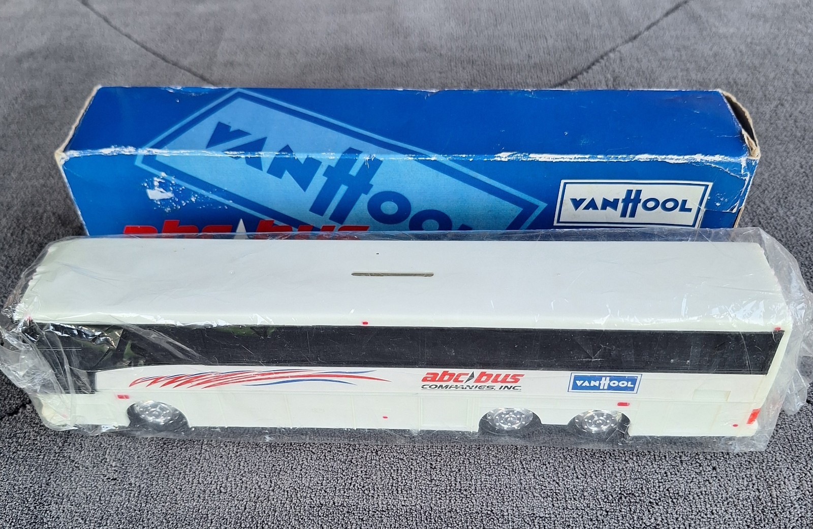 Vintage ABC / Bus Companies Inc. Vanhool Promo Bank New In Box 11″