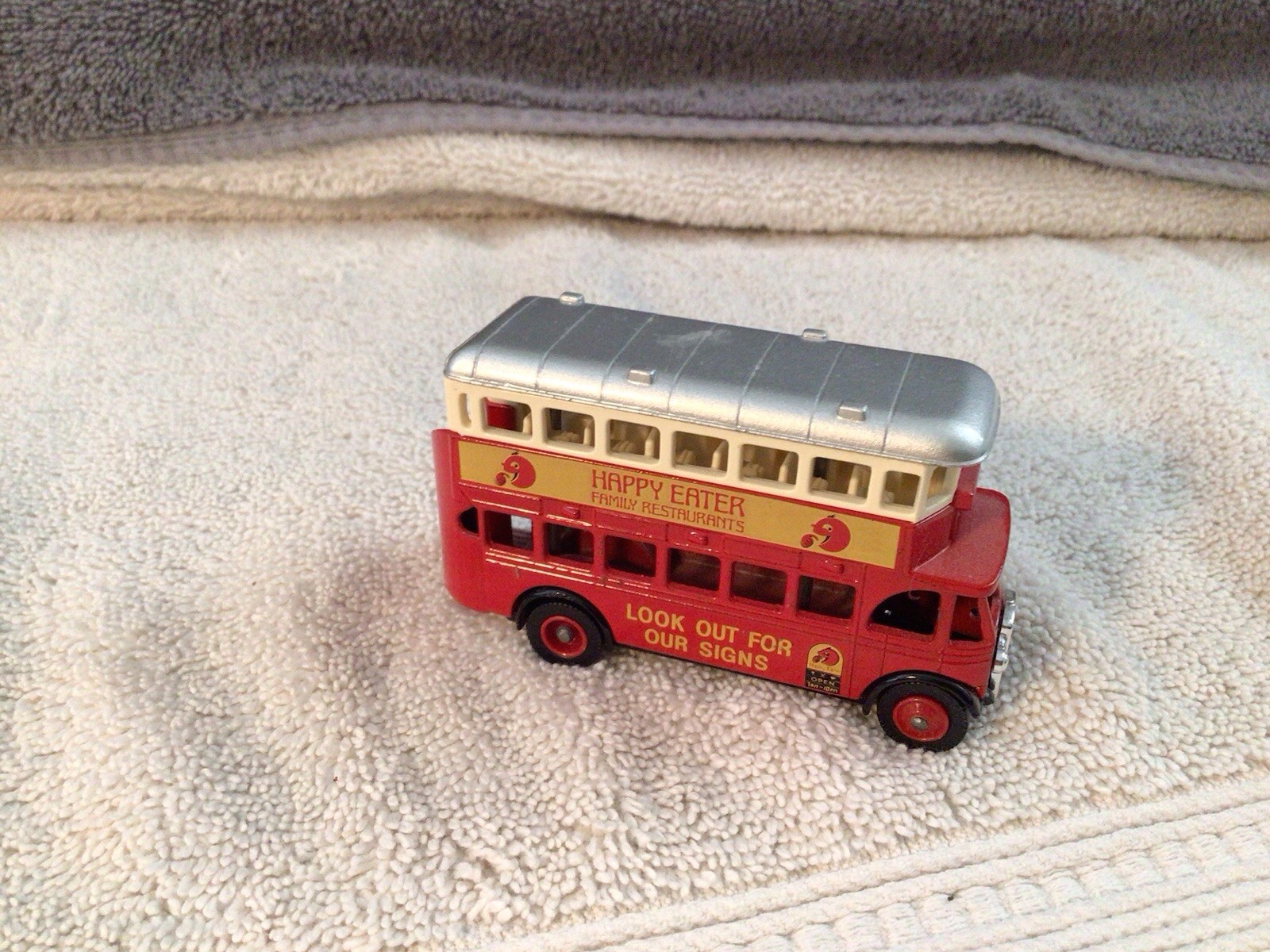 Vintage Lledo Bus Promotional model happy eater