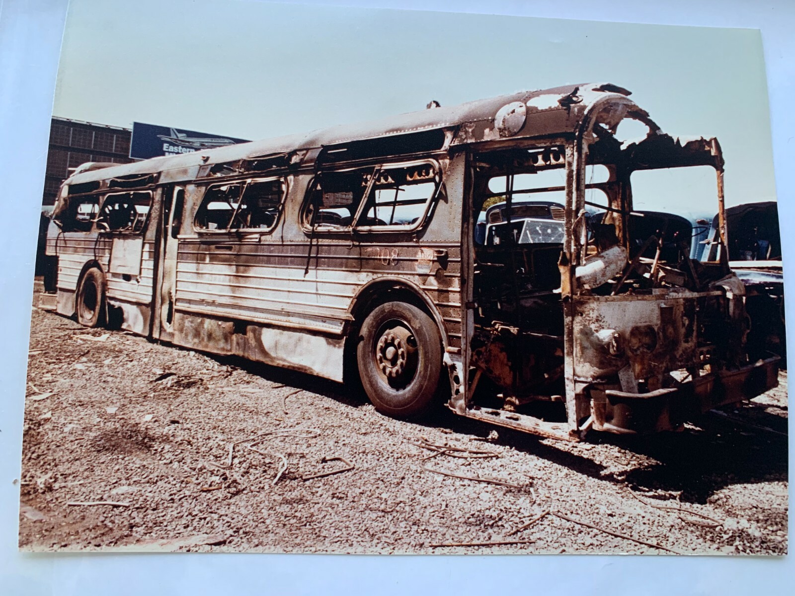 7X9 NY NYC BUS 7008 1981 COLOR PHOTOGRAPH FIRE RAVAGED FRONT END OLD COLLECTIBLE