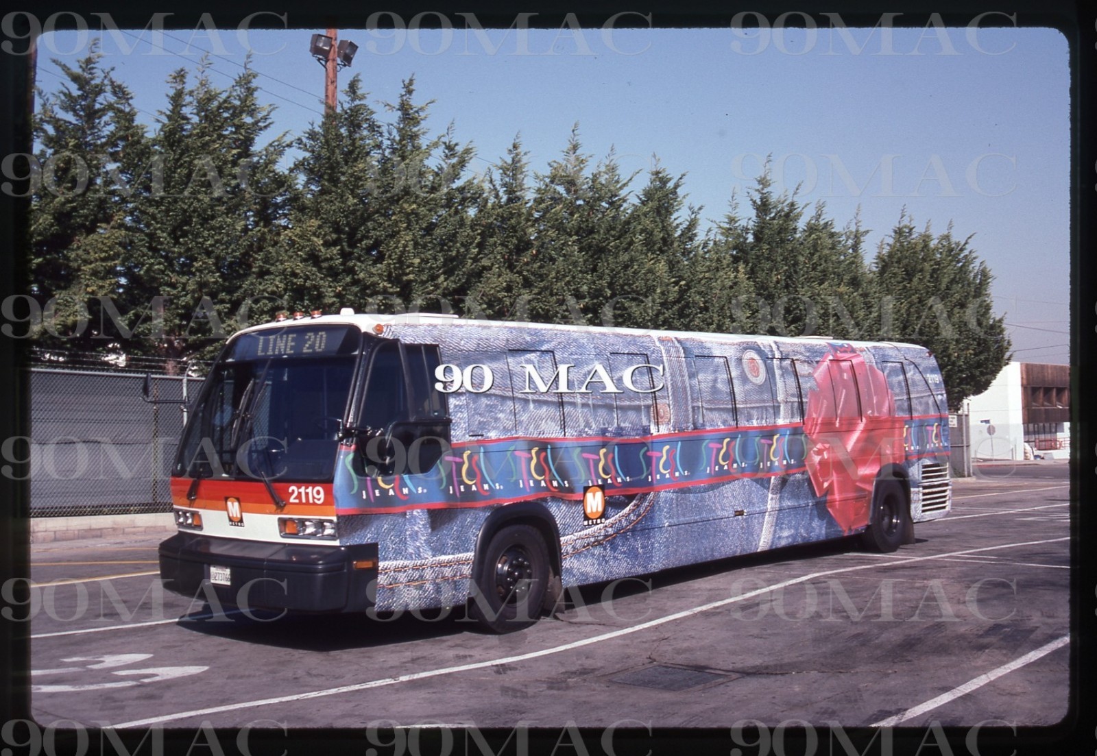 LACMTA-METRO. TMC RTS BUS #2119. Venice (CA). 3 Original Slides 1994. WRAP!