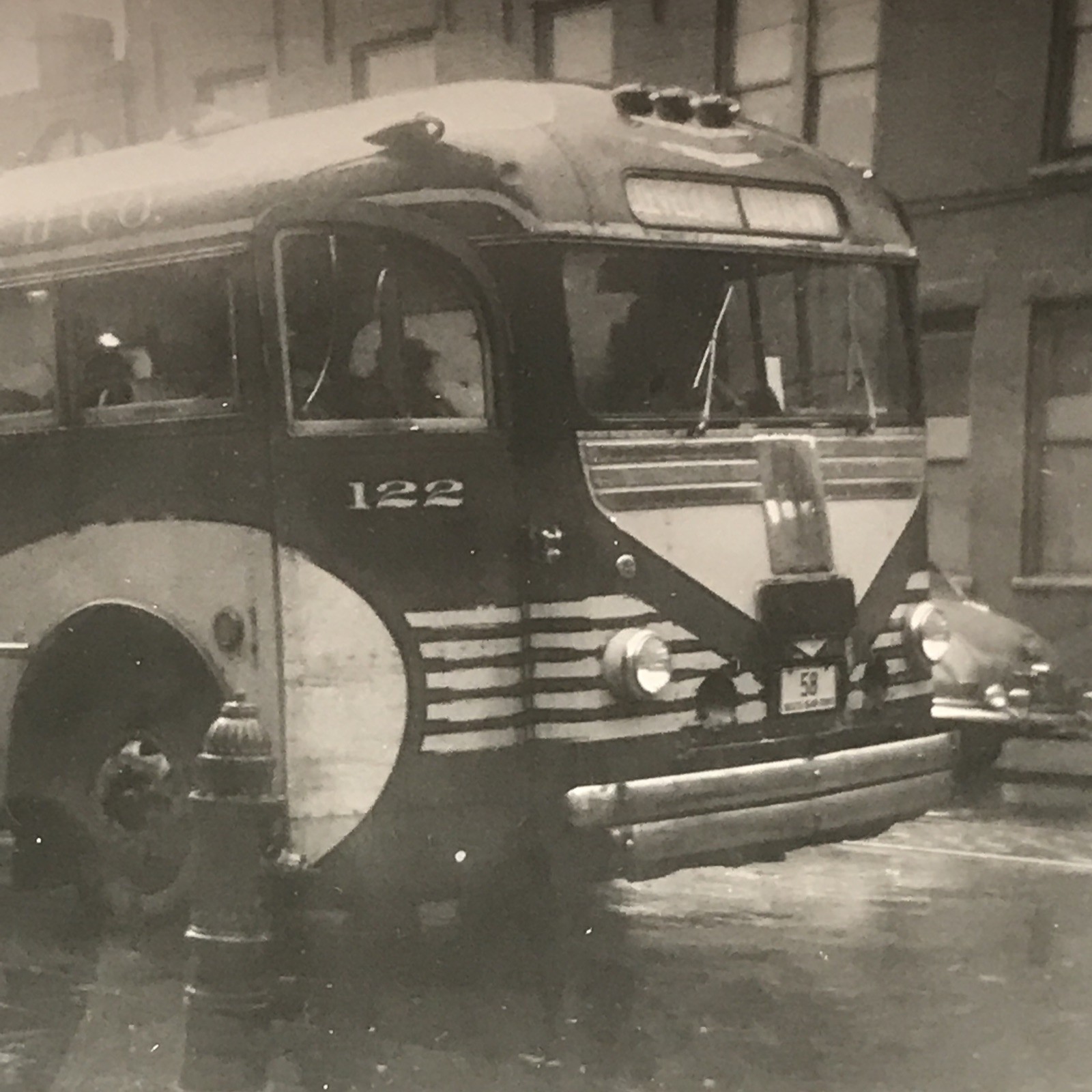 Cleveland Lorain Highway Coach Co Ohio #122 Clydesdale Bus Snapshot Photograph