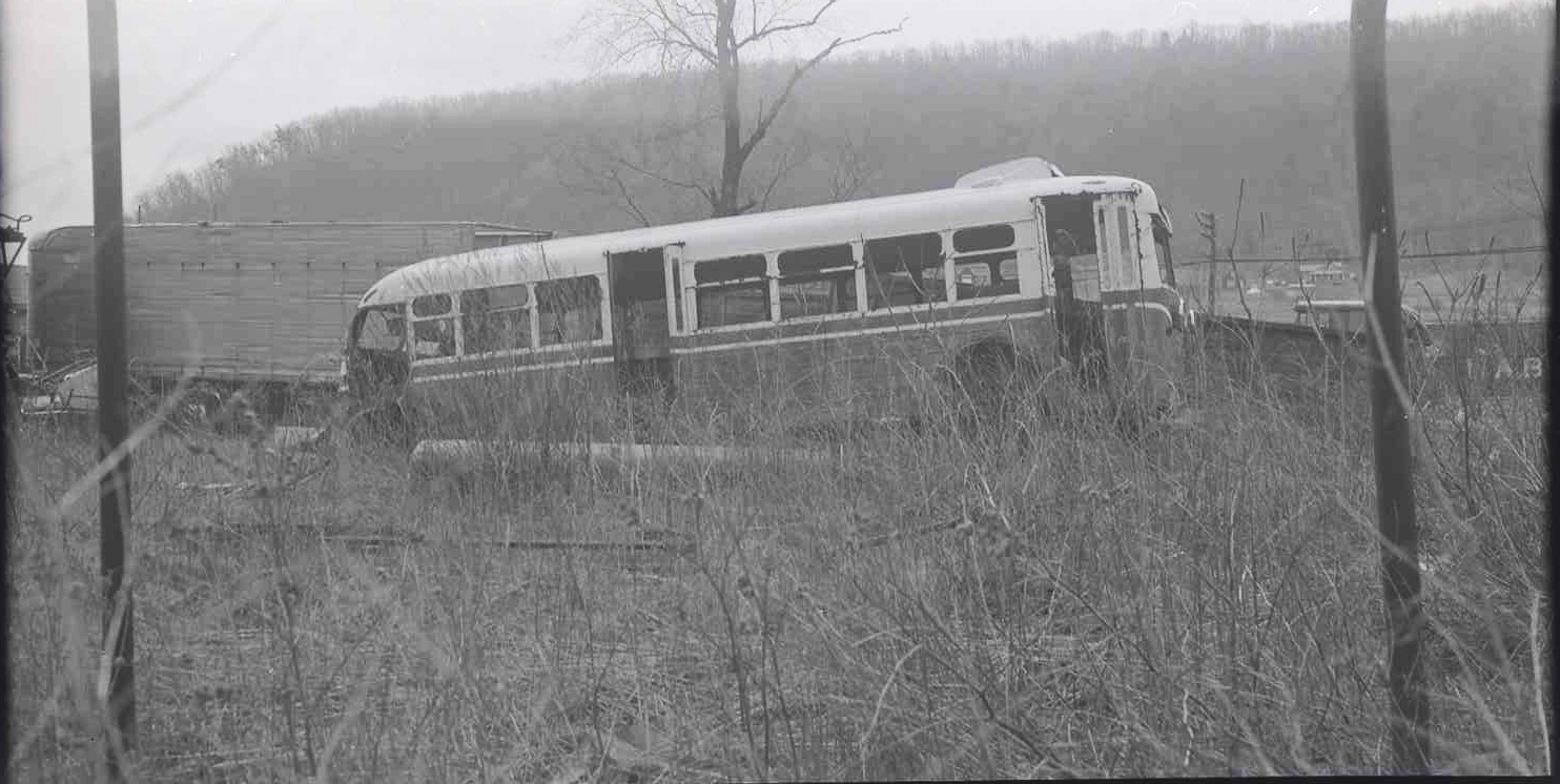 Q165 NEG/RP 1959 NEAR BINGHAMTON NY JUNK BUS