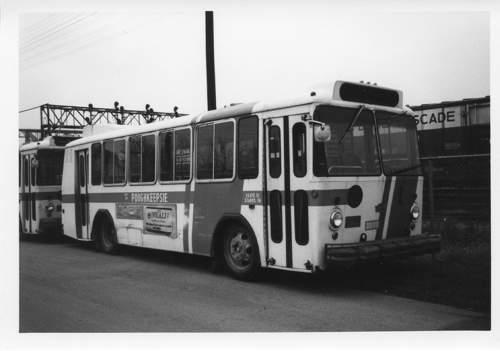 X977 RP 1960/70s? POUGHKEEPSIE NY CITY BUS AT WATER POLLUTION CONTROL