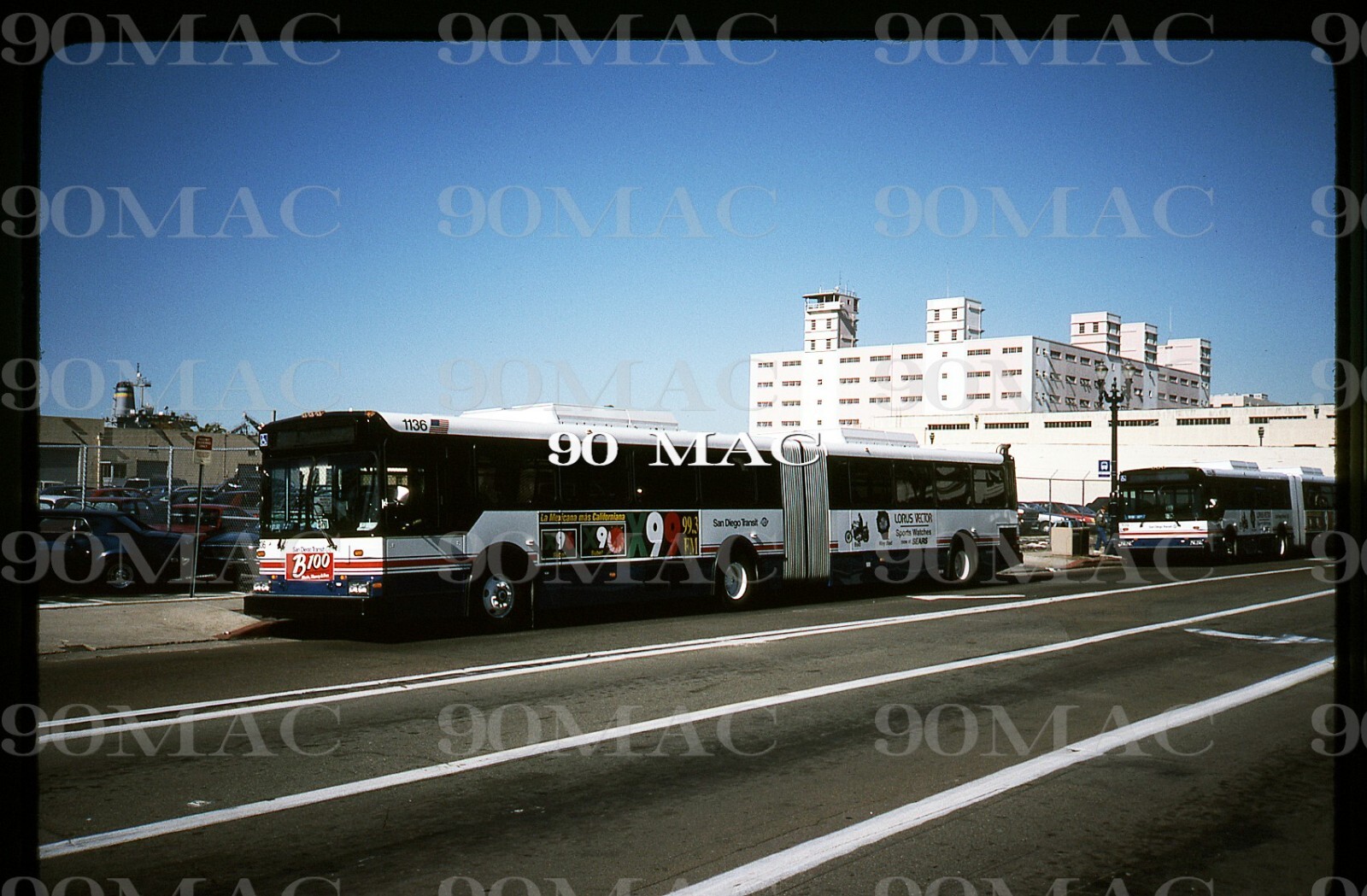 SDT-MTS. NF ARTICULATED BUS #1136. San Diego (CA). Original Slide 1993.