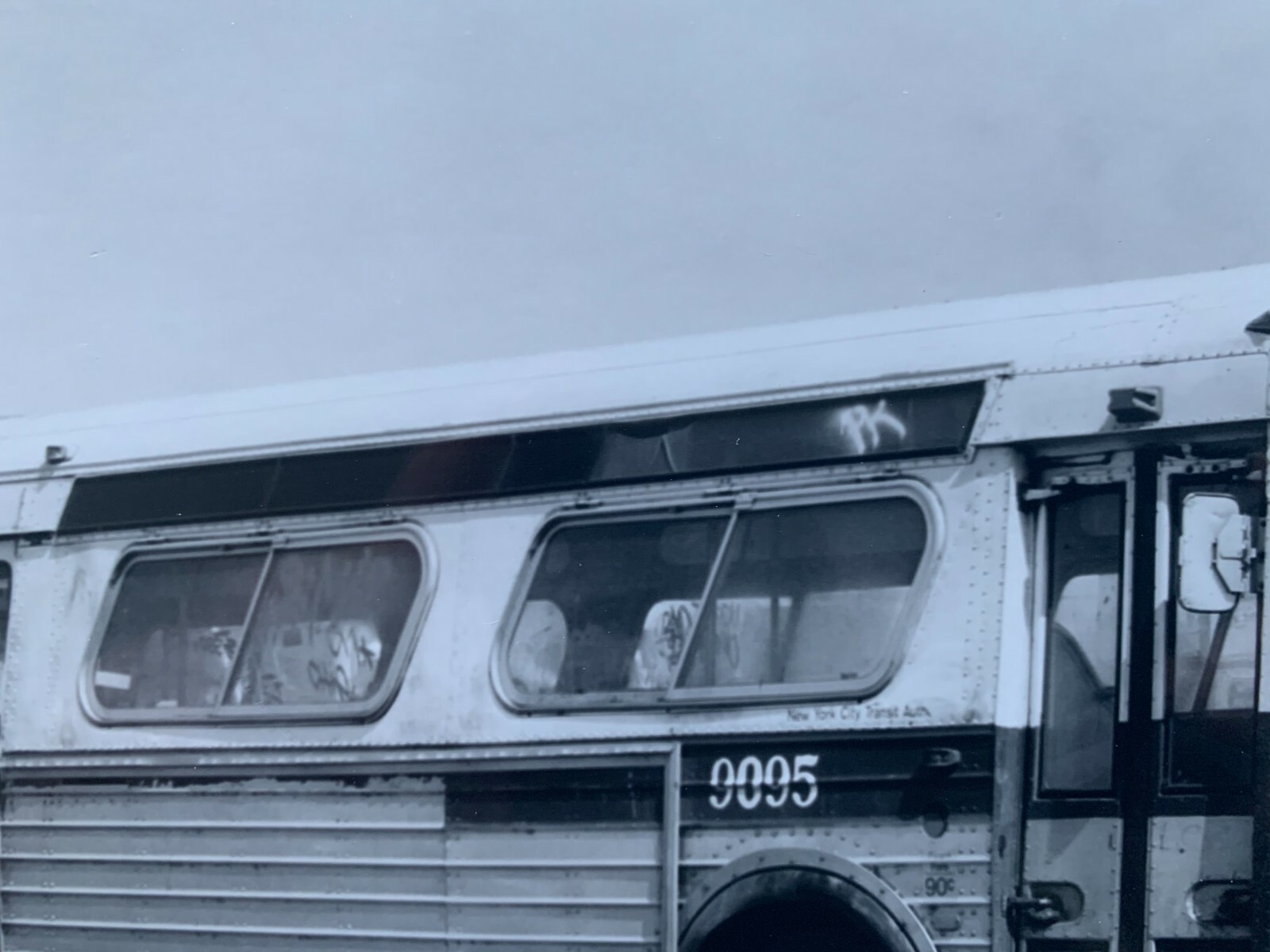 8X10 NYCTA M NY NYC BUS #9095 BEACH STREET BLACK & WHITE GRAFFITI PHOTOGRAPH ART