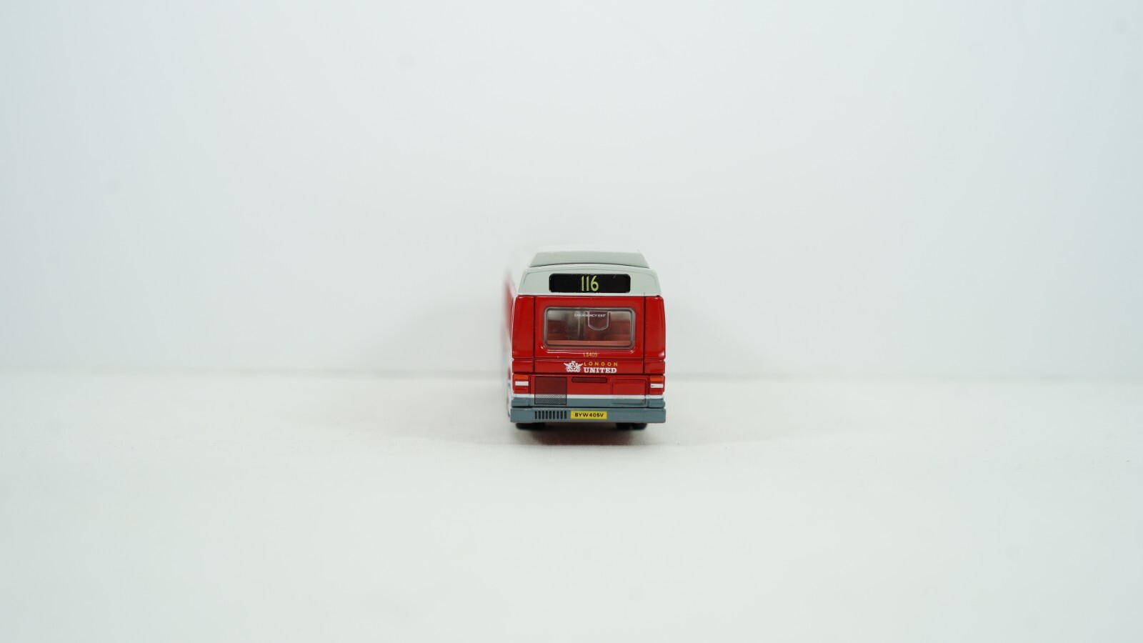 EFE Gilbow 1/76 Leyland National London United Bus Item 14404DL NEW HO6