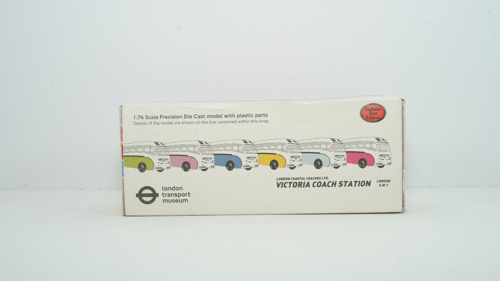 EFE Gilbow 1/76 Bristol RELH Red & White Victoria Coach Series Bus 99704 NEW B23