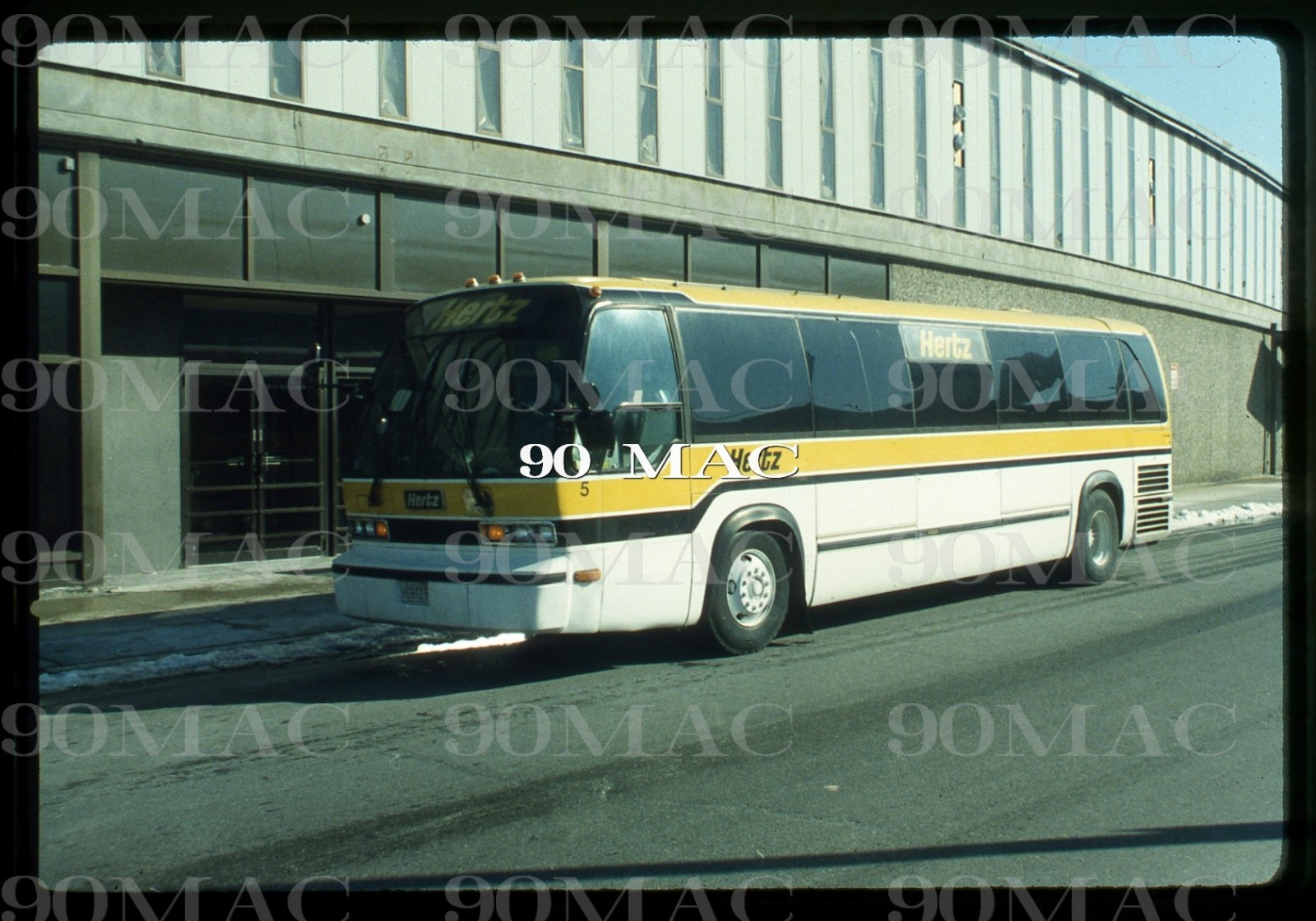 HERTZ. GM RTS BUS #5. Boston (MA). Original Slide 1987.