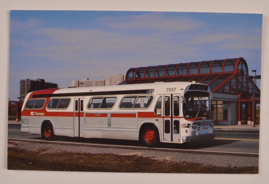 GM General Motors T6H-5307N 1988 bus postcard CPA Ottawa