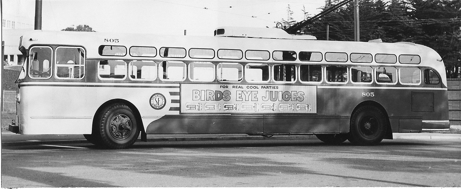 FF513 RP 1957 TRACKLESS TROLLEY BUS #805 SAN FRAN MUNICIPAL RAILWAY CITY COLLEGE