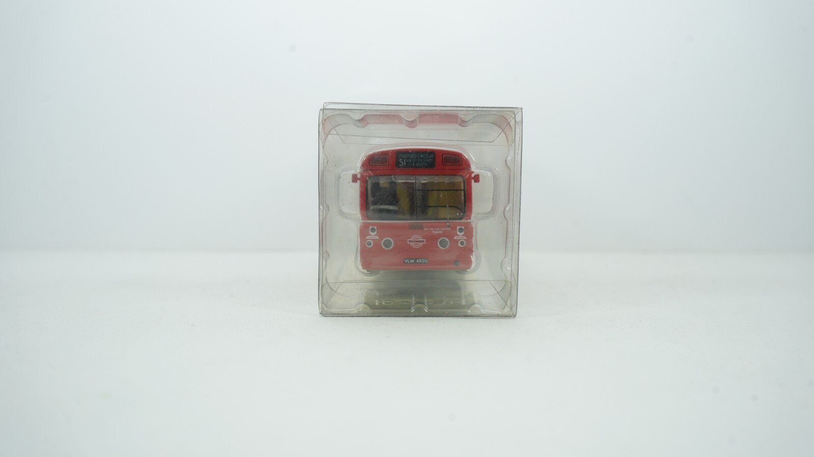 Britbus 1/76 AEC Merlin Central Area London Transport Bus Item ME-03 NEW B17