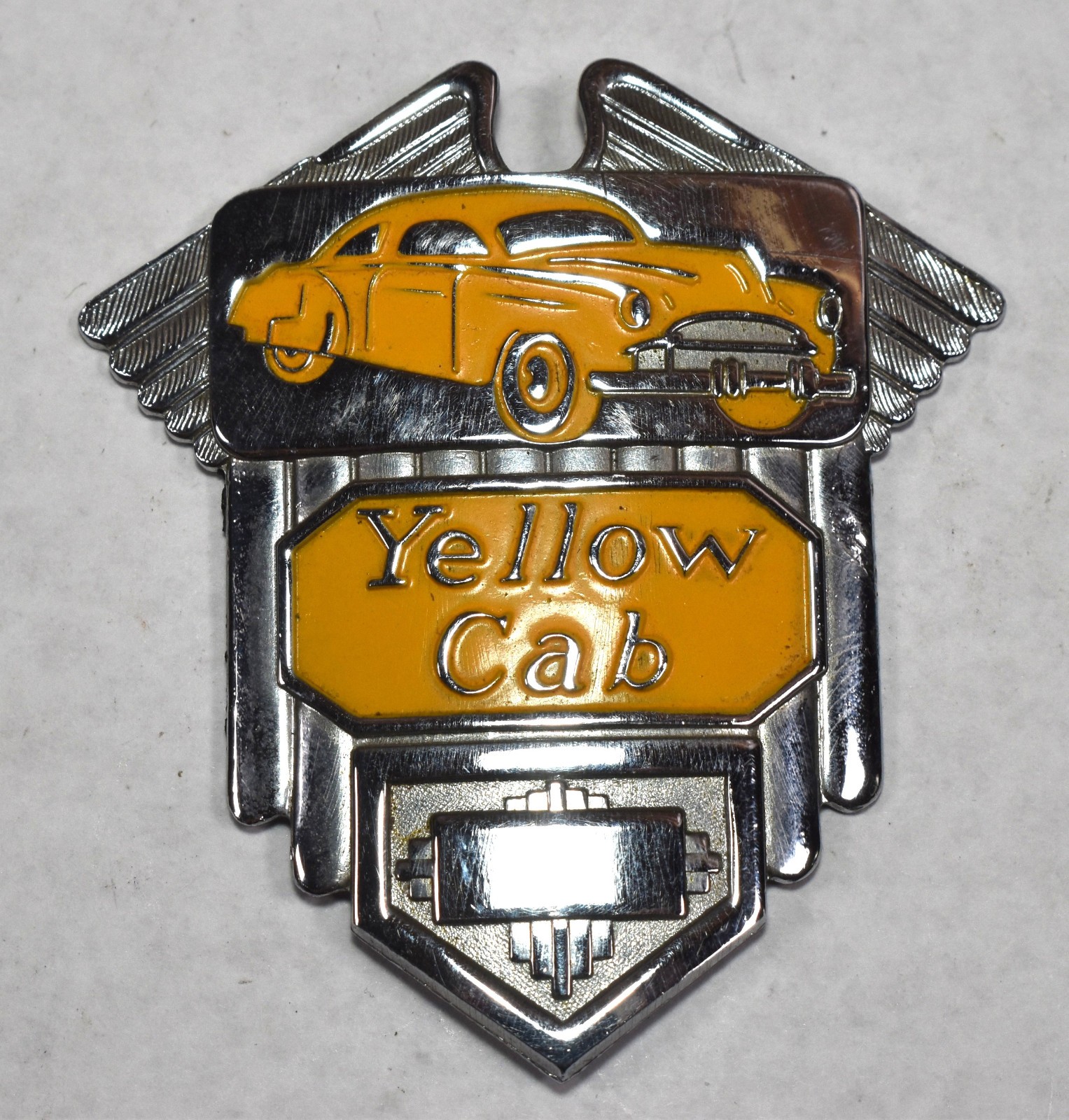 Vintage Yellow Cab Chauffeur Hat Badge Winged Taxi Driver Emblem – VERY NICE