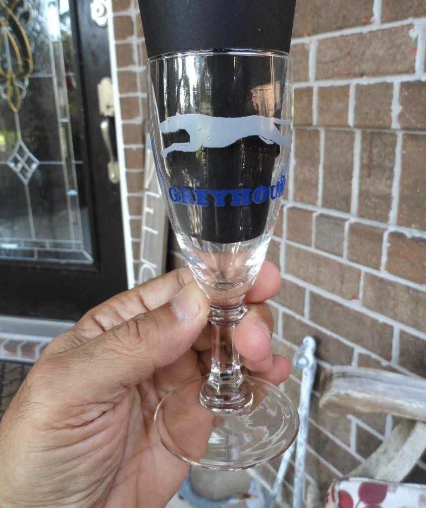 vintage GREYHOUND BUS Beer Juice Cocktail ADVERTISING DRINKING GLASS