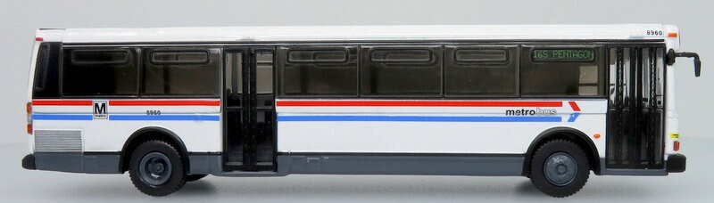 Iconic Replicas 1:87 1980 Grumman 870 Transit Bus: WMATA Washington