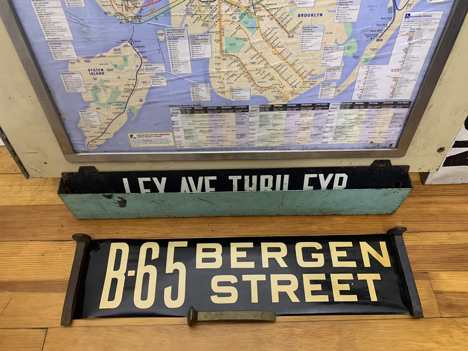 VINTAGE NY NYC TRANSIT BUS ROLL SIGN BROOKLYN BERGEN STREET COBBLE BOERUM HILL