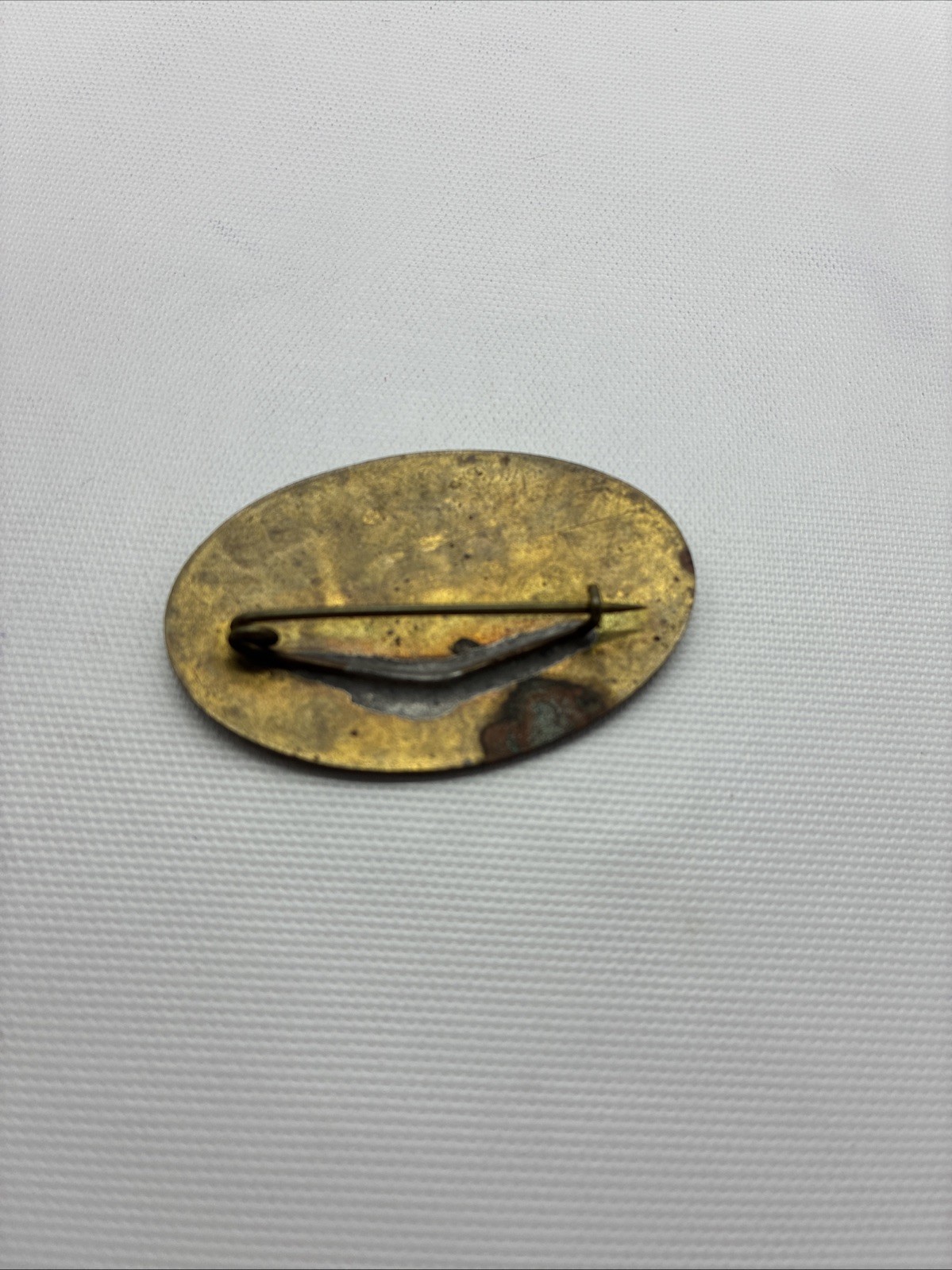 VINTAGE YELLOW CAB COMPANY “RELIABLE & EFFICIENT” BRASS BADGE/PIN