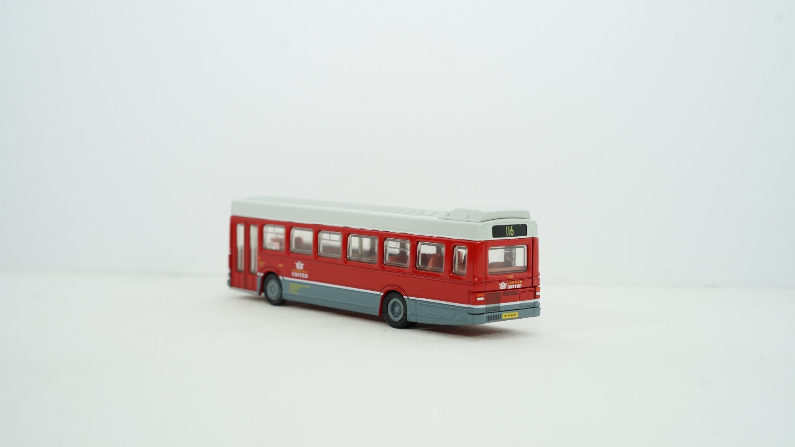 EFE Gilbow 1/76 Leyland National London United Bus Item 14404DL NEW HO6