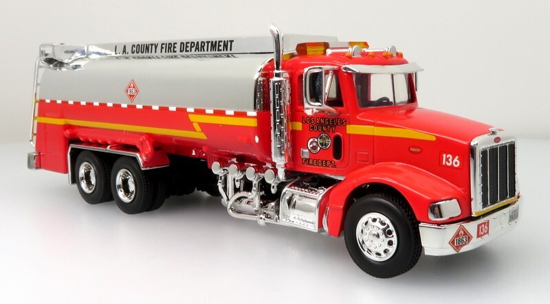 Iconic Replicas 1:64 Peterbilt 385 Remote Refueling Tanker: LA Co Fire Dept