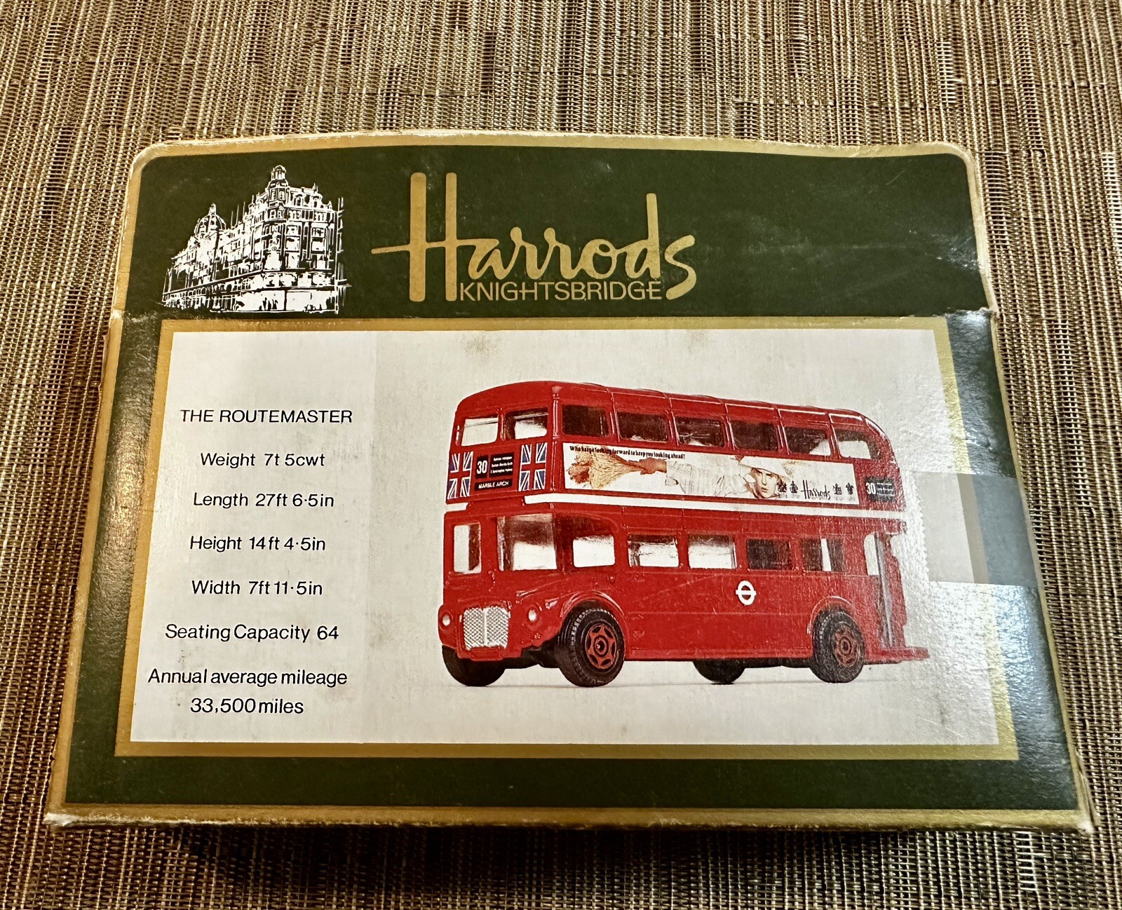 HARRODS KNIGHTSBRIDGE – LONDON RED BUS – MADE IN GREAT BRITAIN
