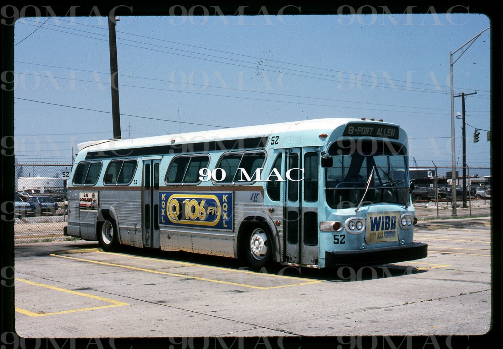 CAPITAL TRANSIT CORP. GM COACH BUS #52. Baton Rouge (LA). Original Slide 1988-B.