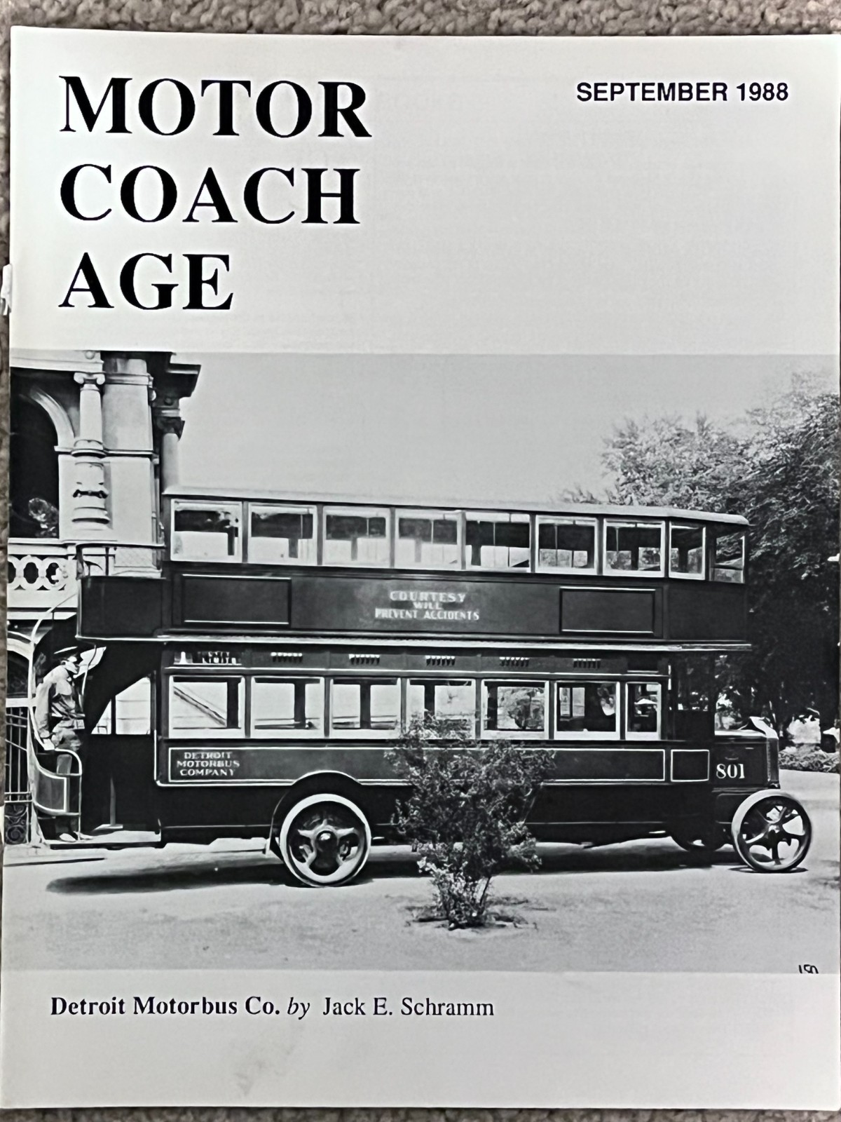 Detroit Motorbus Company History Photos & Maps – 1988 Motor Coach Age