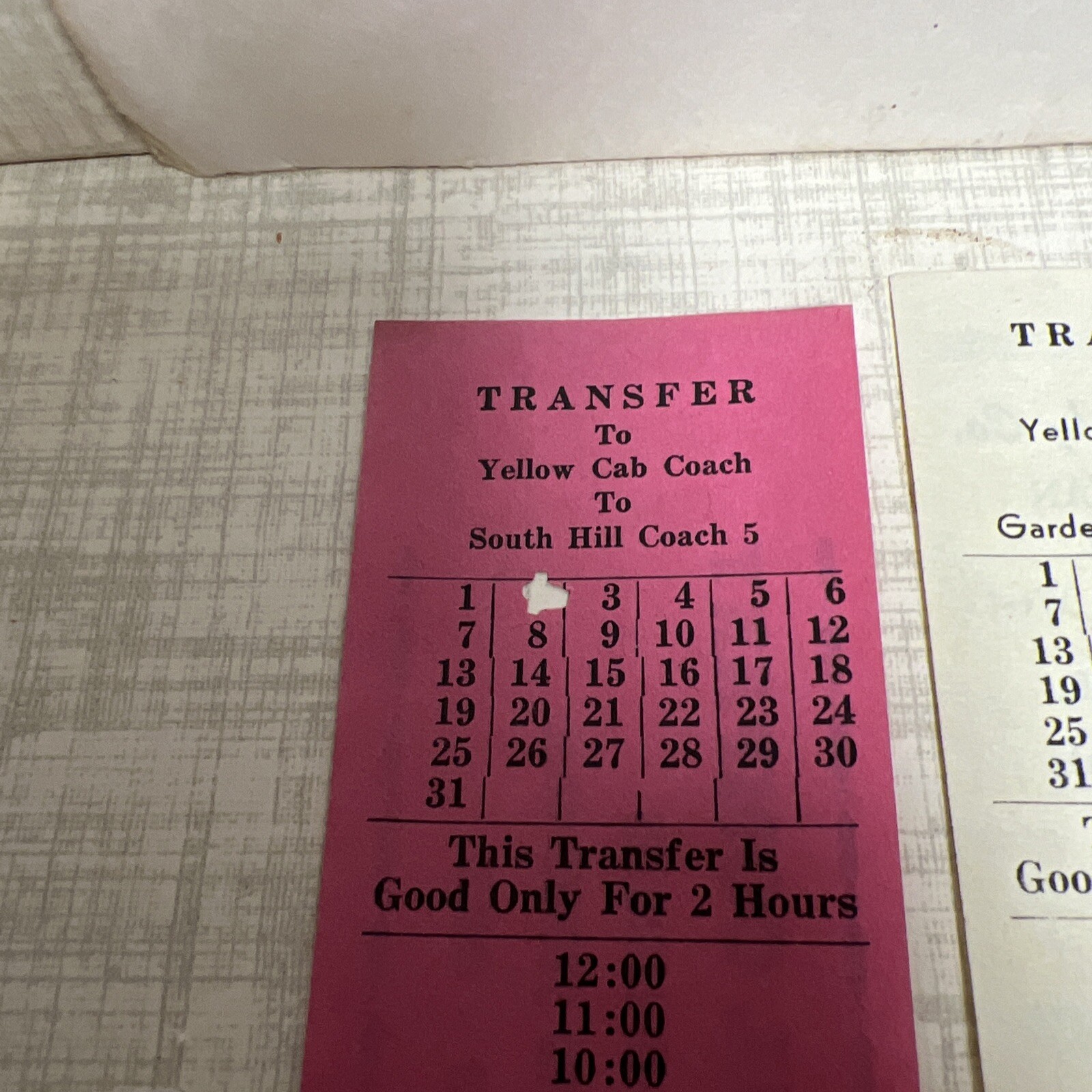6 BUS TICKETS & YELLOW CAB FROM NORTH DAKOTA B& B BUS LINE MINOT MOTOR COACH