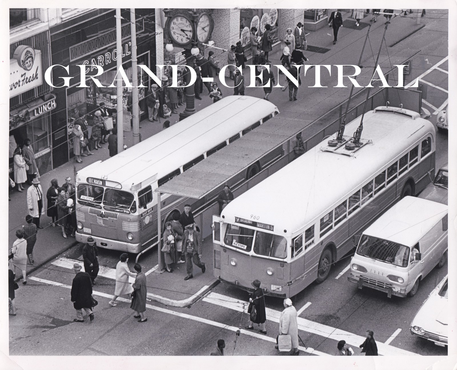 VINTAGE SEATTLE TRANSIT SYSYTEM STS TROLLEY BUS PHOTO #980 SEATTLE WASHINGTON
