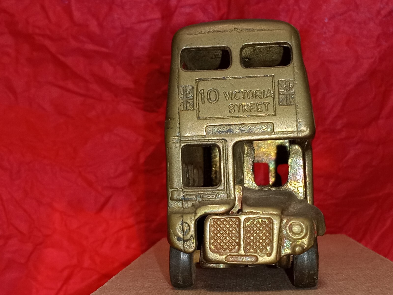 Double Decker Bus Vintage BTA Welcome to Britain Brass 10 VICTORIA STREET BRASS