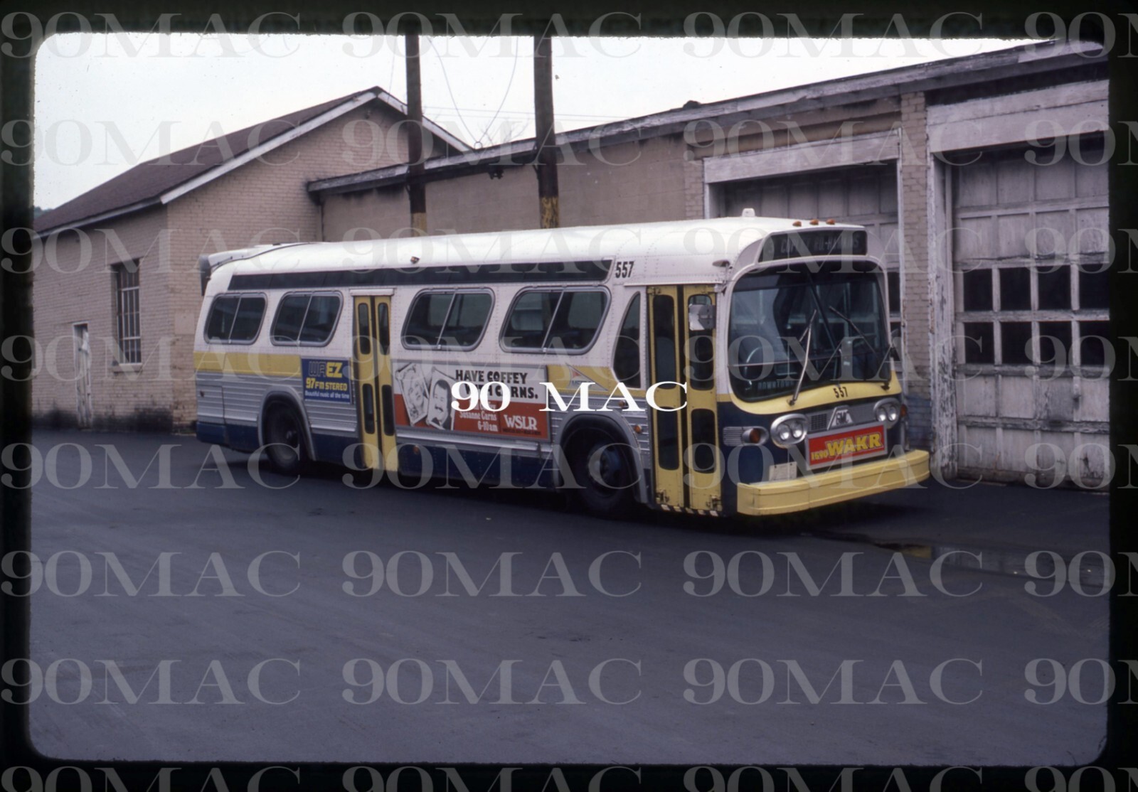 AKRON METRO. GM COACH BUS #557. Akron (OH). Original Slide 1979.
