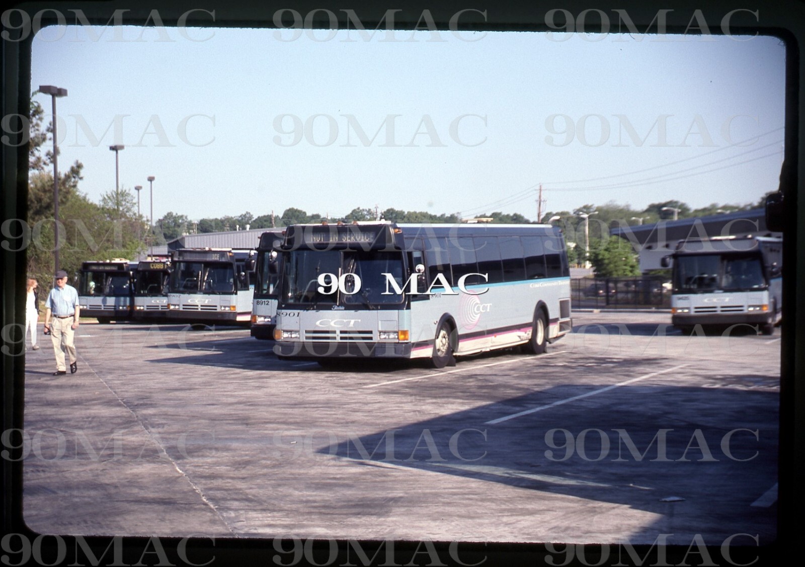 COBB COMMUNITY TRANSIT. FLXIBLE BUS #8901.Marietta (GA). Original Slide 1995.(B)