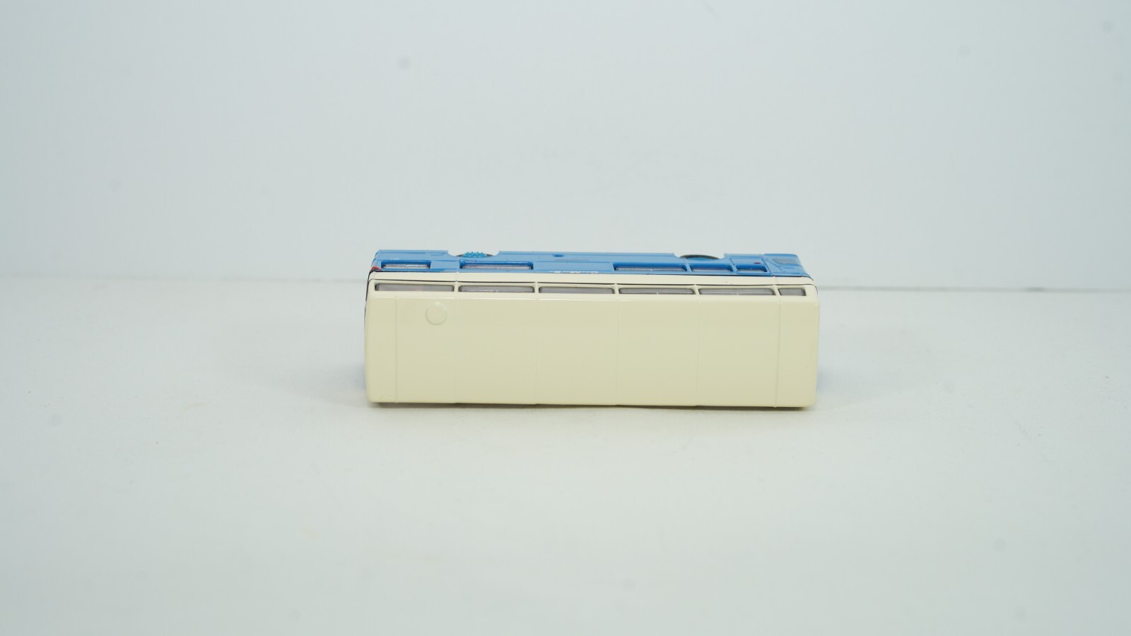 EFE Gilbow 1/76 Daimler DMS China Motor Bus Item 25704 NEW W20