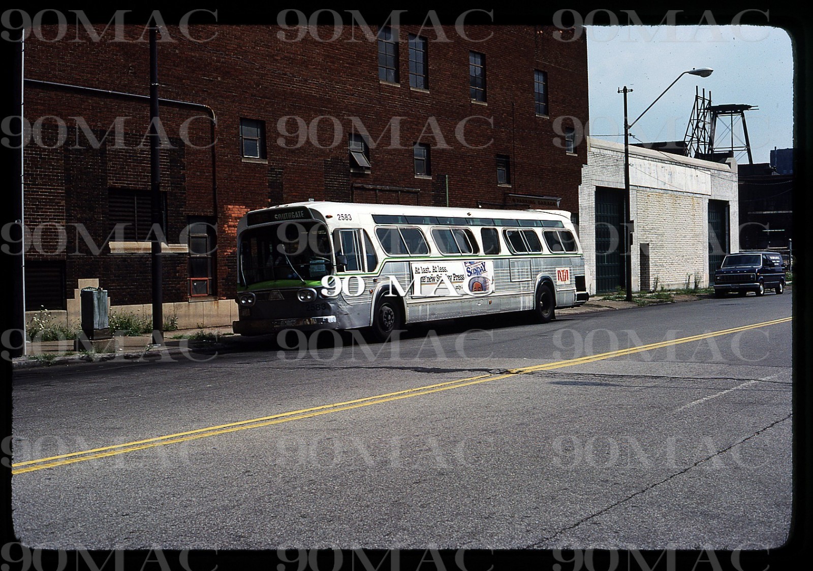 GCRTA. GM COACH BUS #2583. Cleveland (OH). Original Slide 1981.
