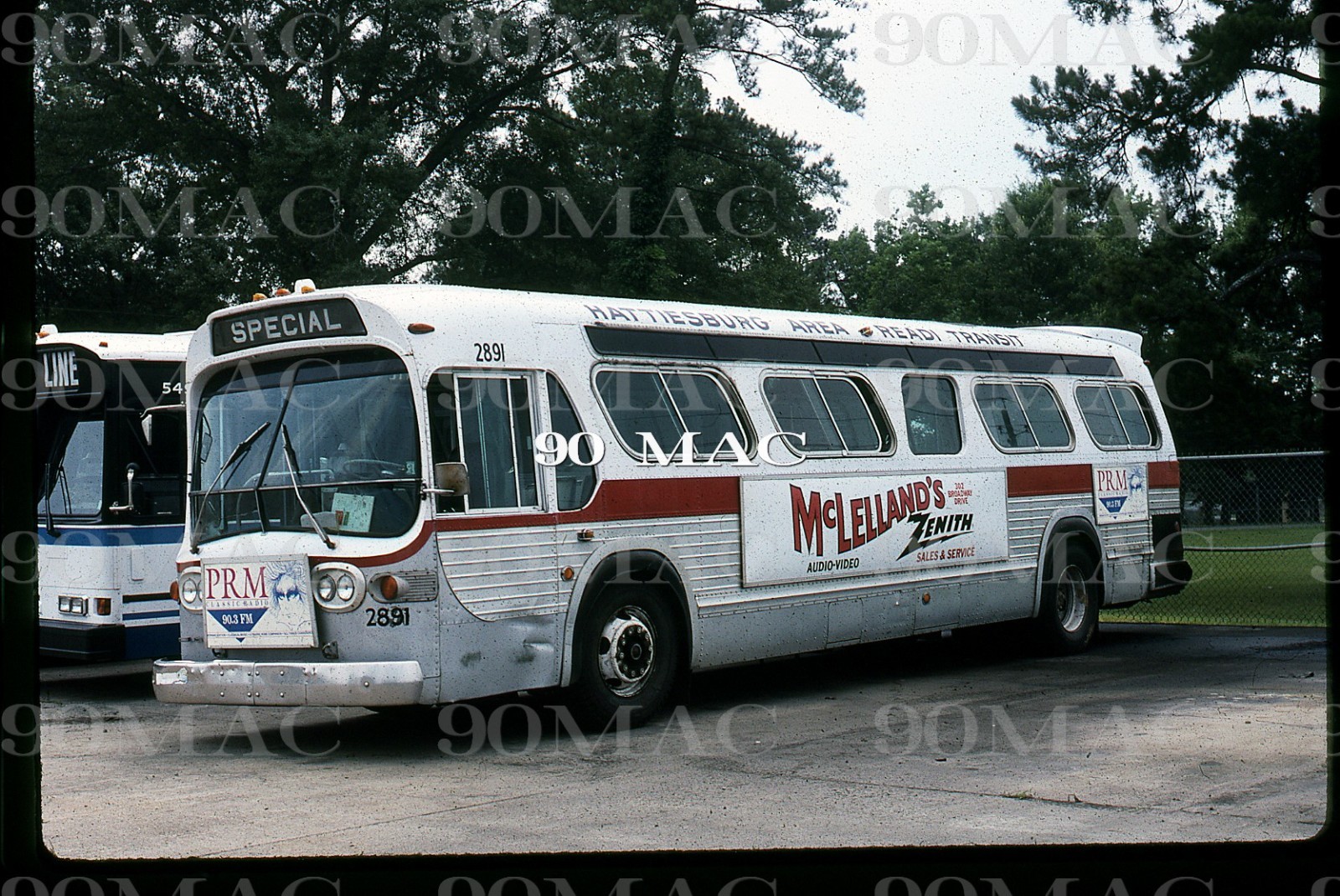 HART. GM COACH BUS #2891. Hattiesburg (MS). Original Slide 1988. RETIRED!