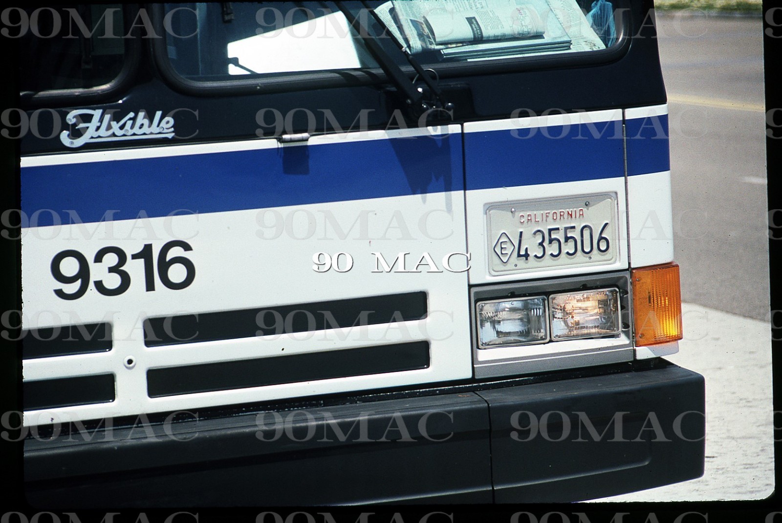 RIVERSIDE TRANSIT. FLXIBLE BUS #9316. Riverside (CA). 3 Original Slides 1994.