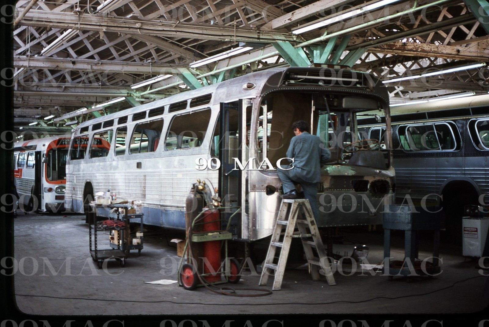 DETROIT TRANSIT-DT. Blitz Bus Rebuild. Chicago (IL). 6 Original Slides 1979.