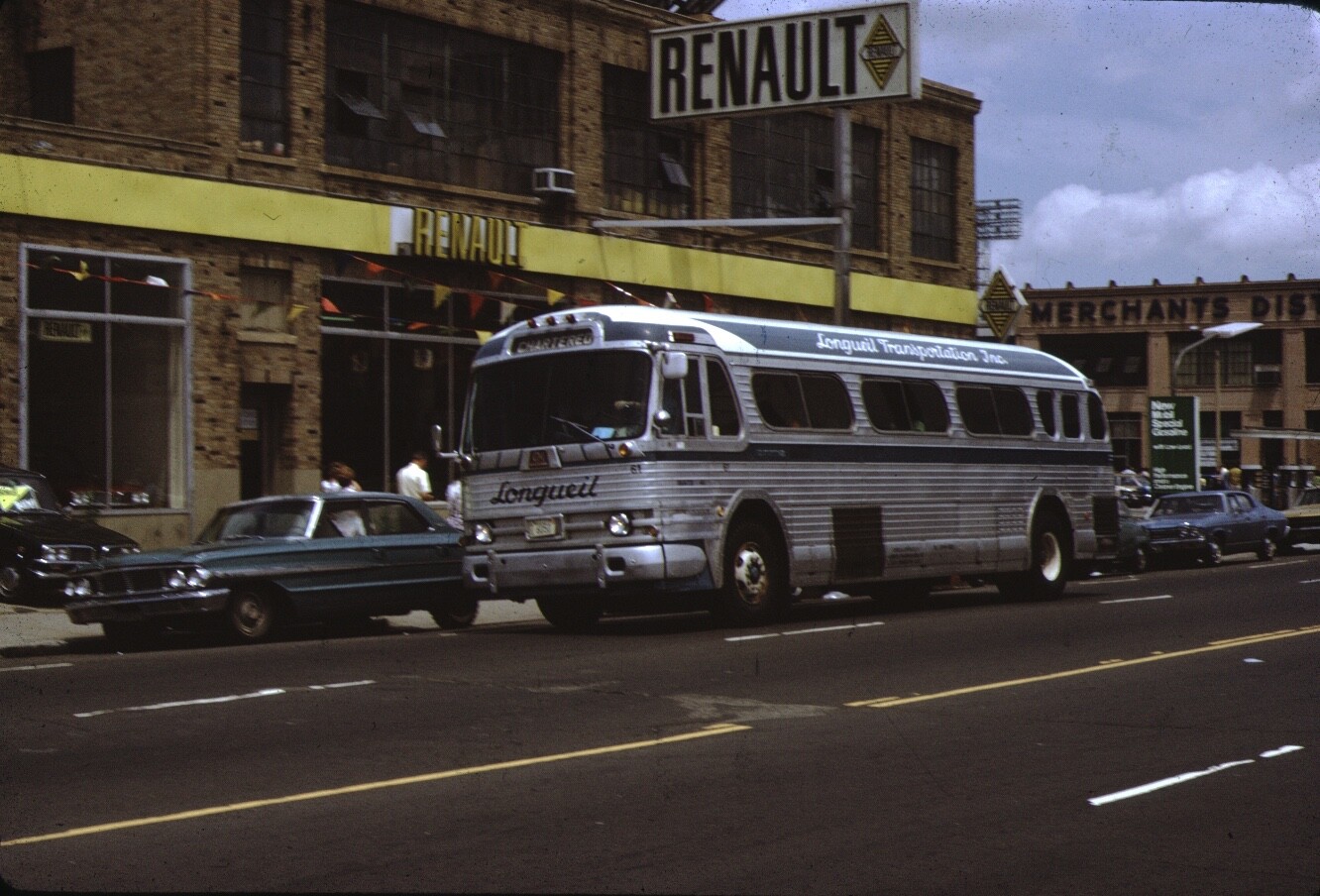 Longueil Transportation GM PD 4104 bus original Kodachrome Kodak slide