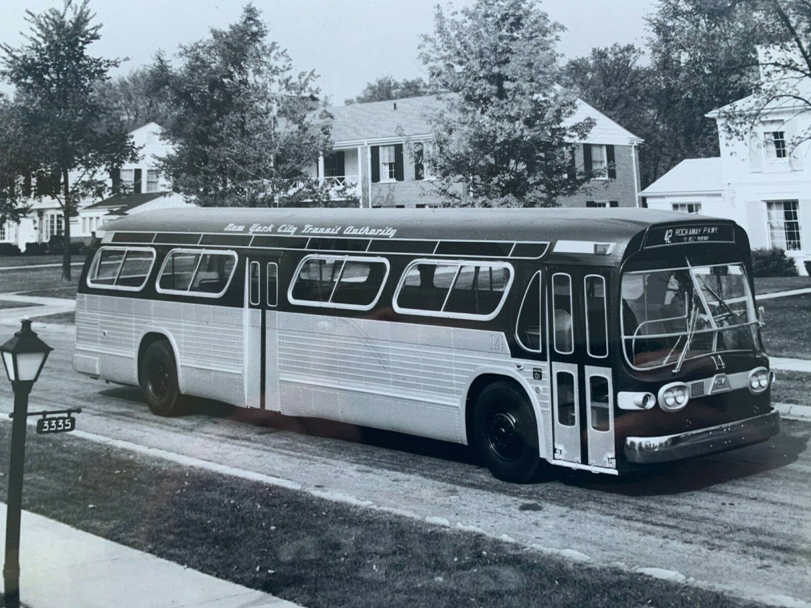 8X10 NYCTA NY NYC BUS #14 ROCKAWAY PARKWAY NEIGHBORHOOD BLACK WHITE PHOTOGRAPH
