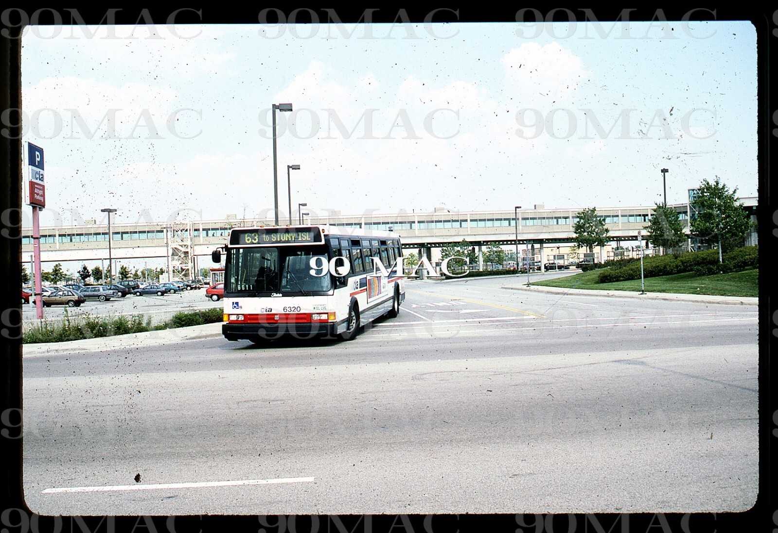 Chicago (IL) CTA Flxible Bus #6320. Original Slide 1996.