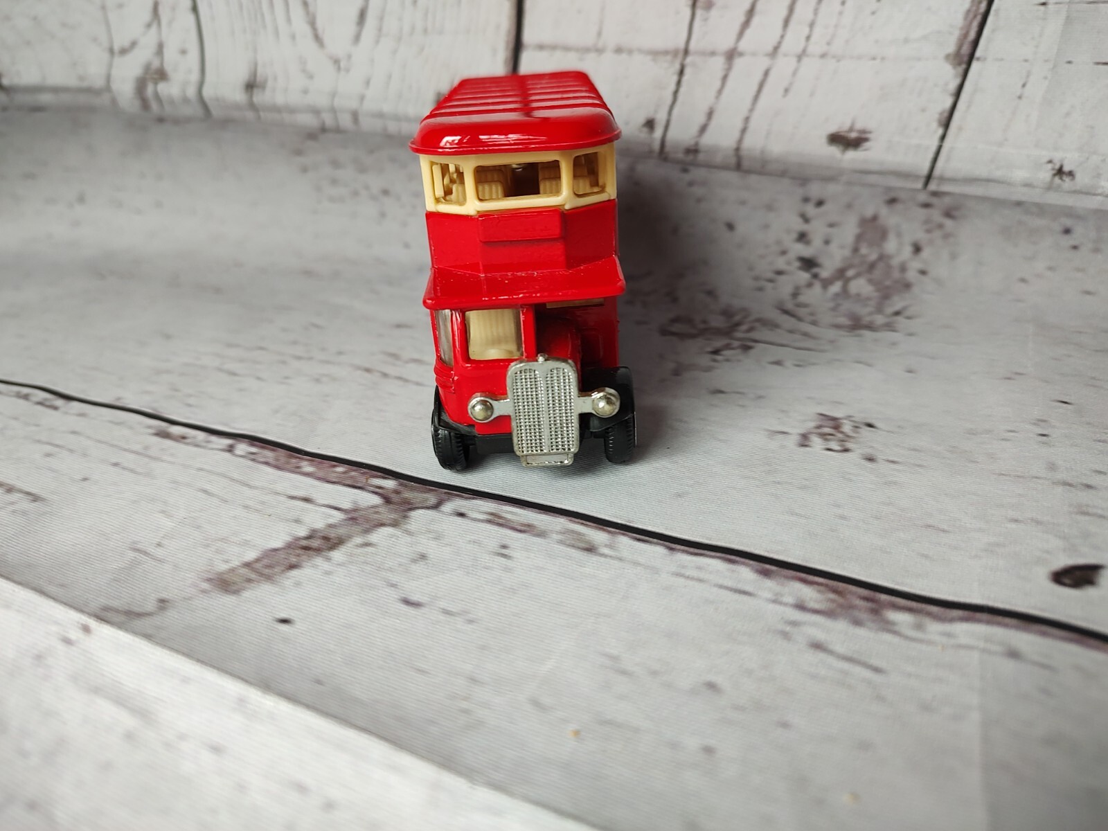 New York Statue of Liberty Double Decker Bus toy model closed top