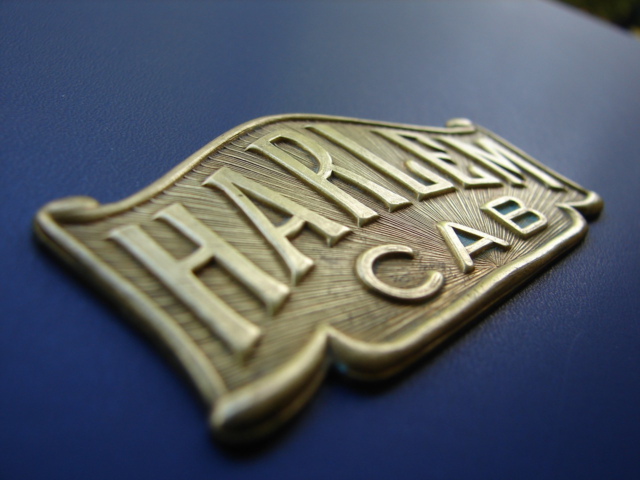Vintage 1940’s-50’s Harlem Cab Taxi Company Metal Logo Badge Emblem 3″ x 1-1/2″