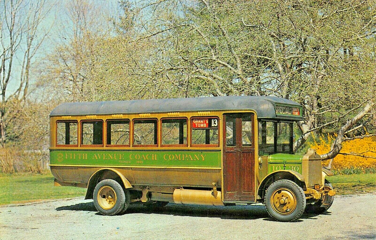 1925 FIFTH AVENUE 24 P CROSS TOWN BUS~LONG ISLAND AUTO MUSEUM POSTCARD