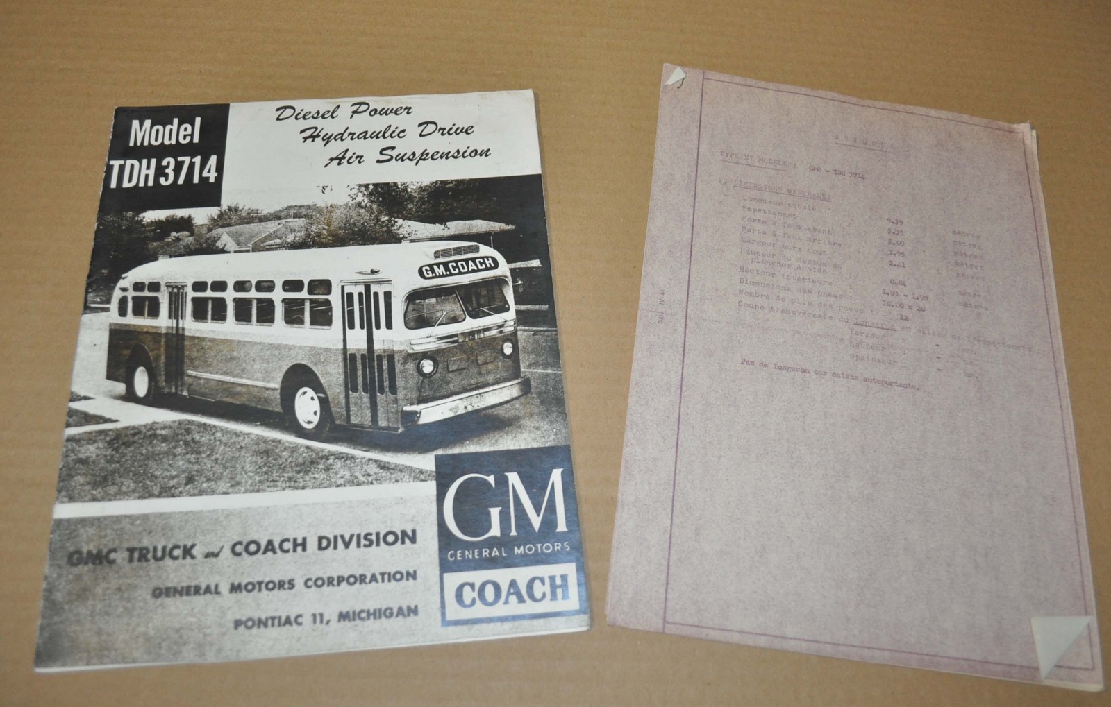 GMC TDH 3714 Bus Truck Specification Sales Brochure Prospekt Copie